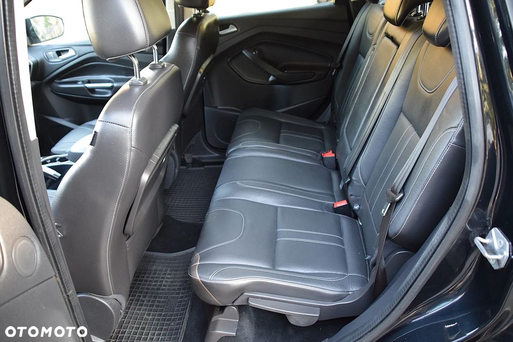 Ford Kuga 2.0 TDCi 4x4 Titanium - 24