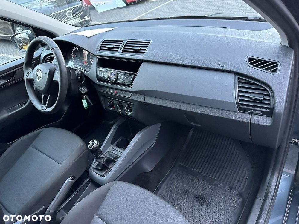 Skoda Fabia - 21
