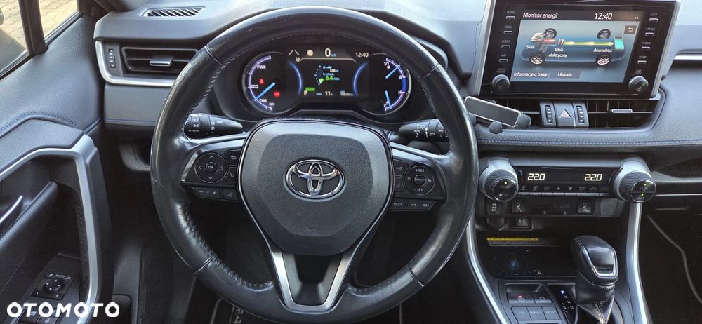 Toyota RAV4 - 11