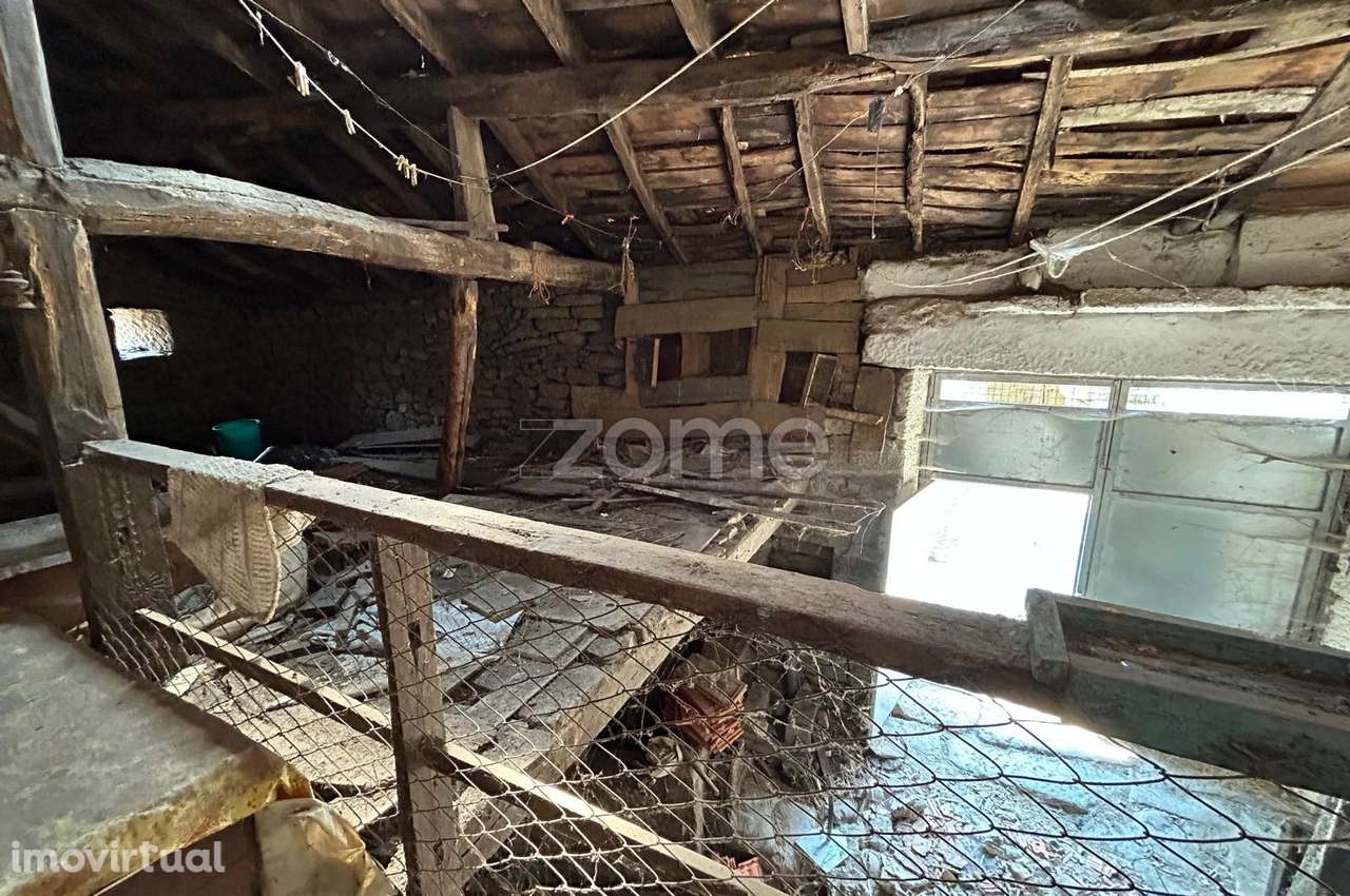 Moradia para restauro – Santo André, Montalgre - Grande imagem: 4/13