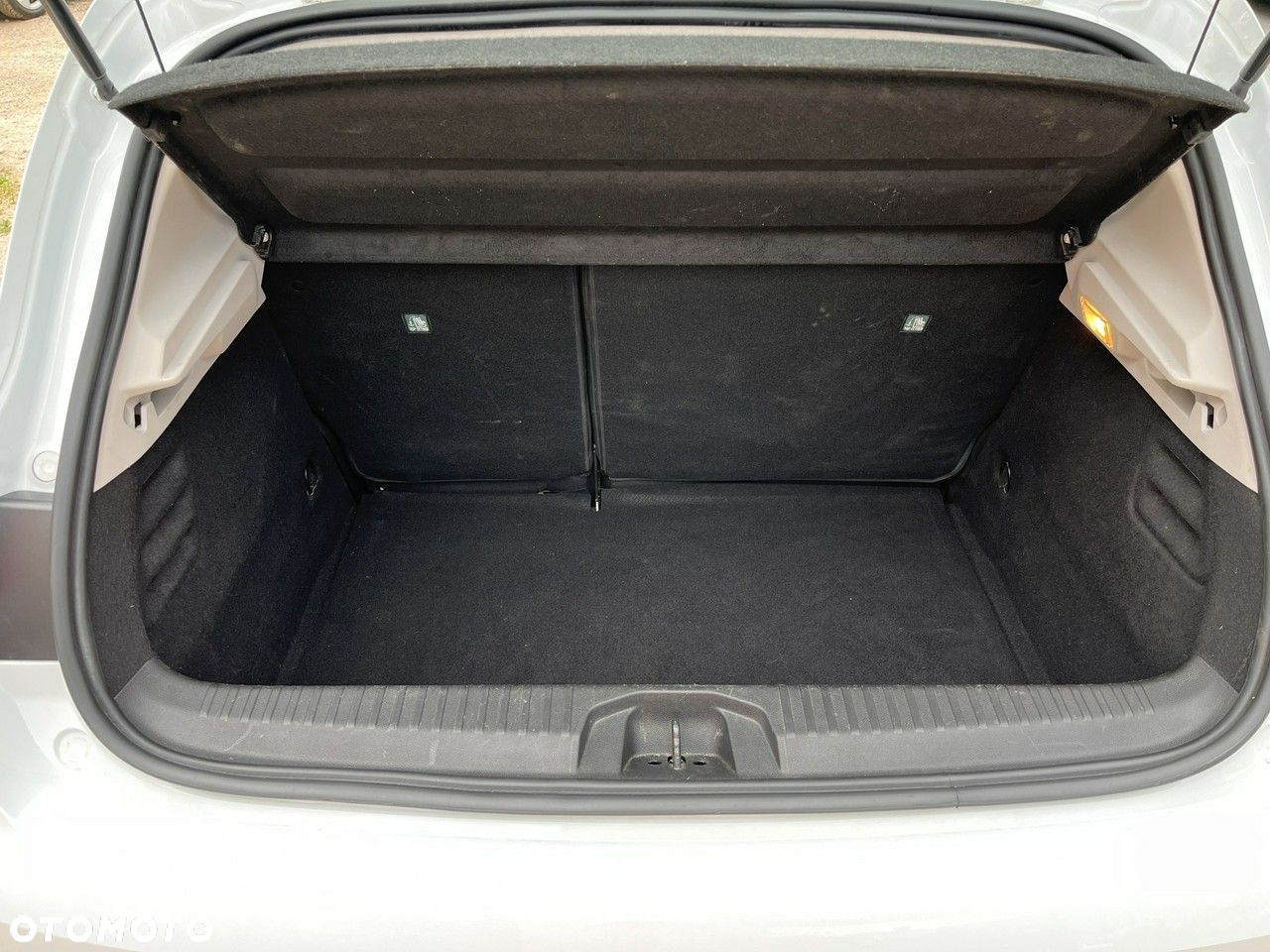Renault Clio - 23