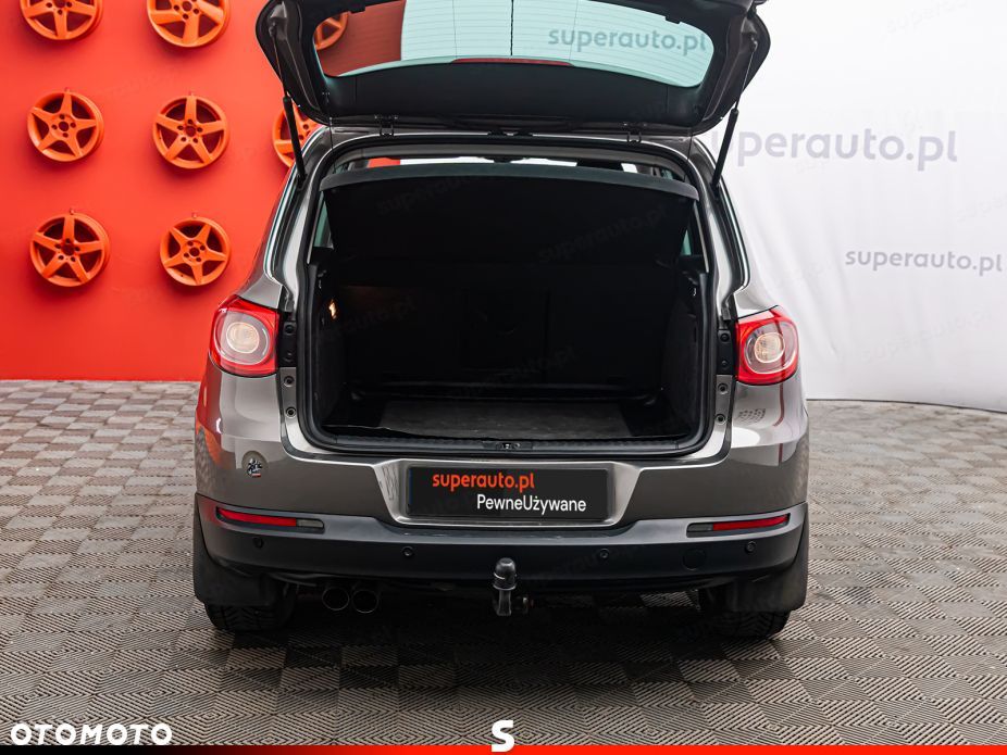 Volkswagen Tiguan - 28