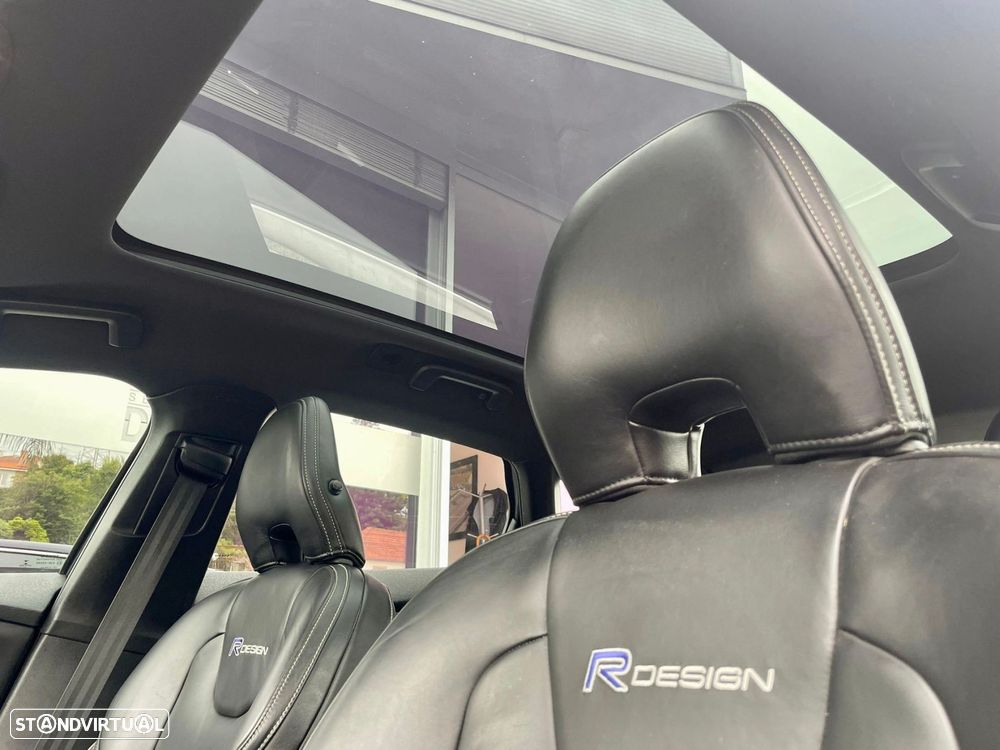 Volvo V40 1.6 D2 R-Design Summum - 12