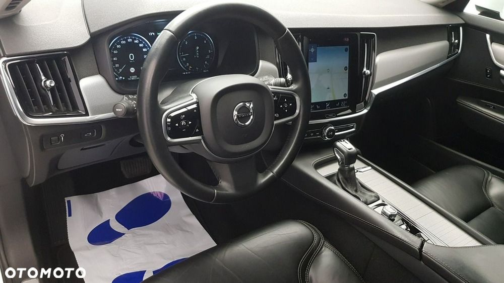 Volvo V90 - 18