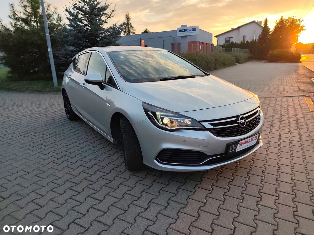 Opel Astra 1.4 Turbo Start/Stop Automatik Innovation - 2