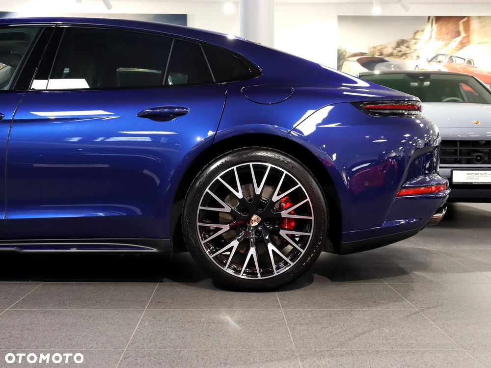 Porsche Panamera 4S E-Hybrid PHEV - 12