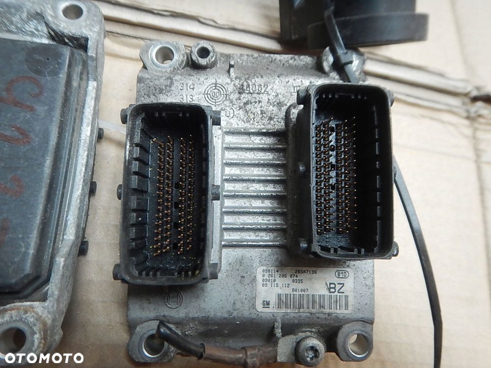 sterownik komputer opel corsa c 1.2 16v 0261206074 - 2