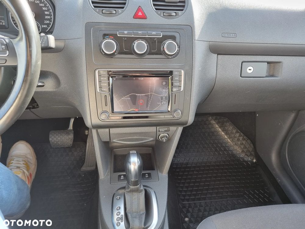Volkswagen Caddy 2.0 TDI Comfortline DSG - 13