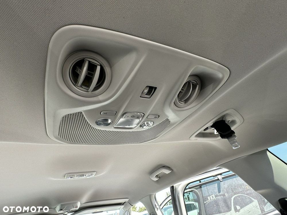 Citroën C4 Grand Picasso - 22