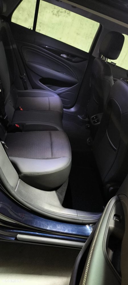 Opel Insignia 1.5 T Elite S&S - 13