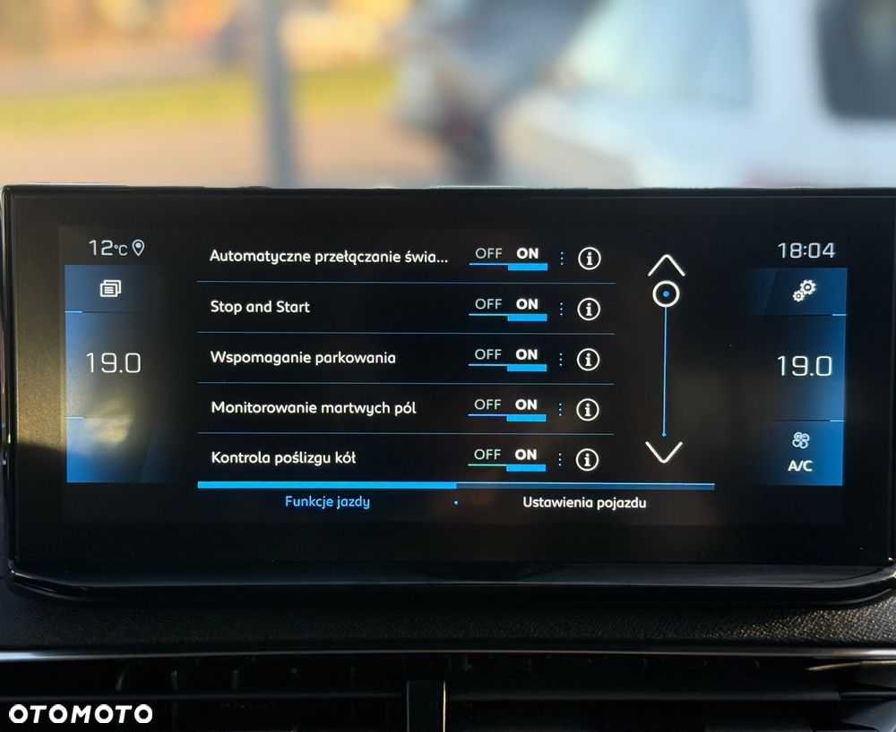 Peugeot 3008 1.5 BlueHDi GT Pack S&S EAT8 - 28