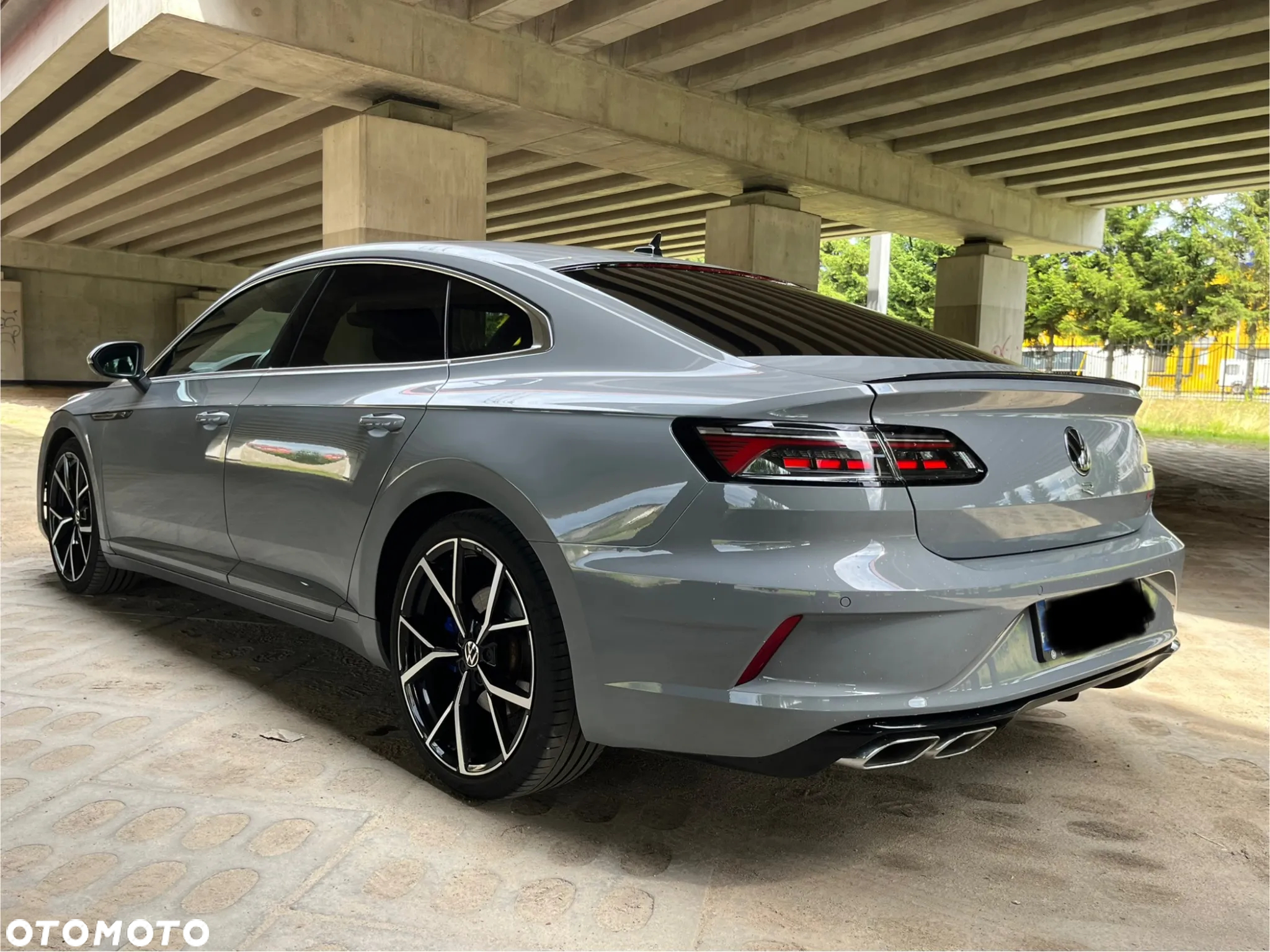 Volkswagen Arteon 2.0 TSI 4Motion R DSG - 3