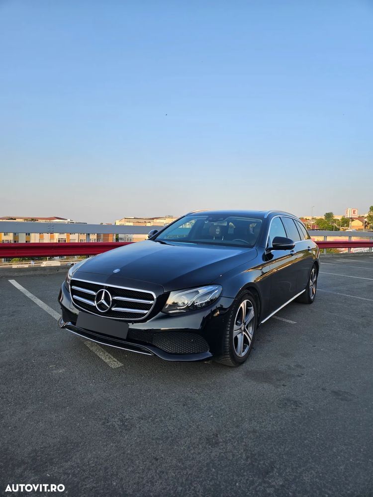 Mercedes-Benz E 220 d T 9G-TRONIC - 1