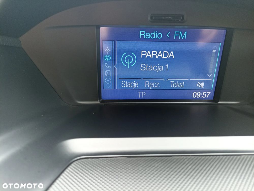 Ford Kuga 2.0 TDCi 2x4 Titanium - 24