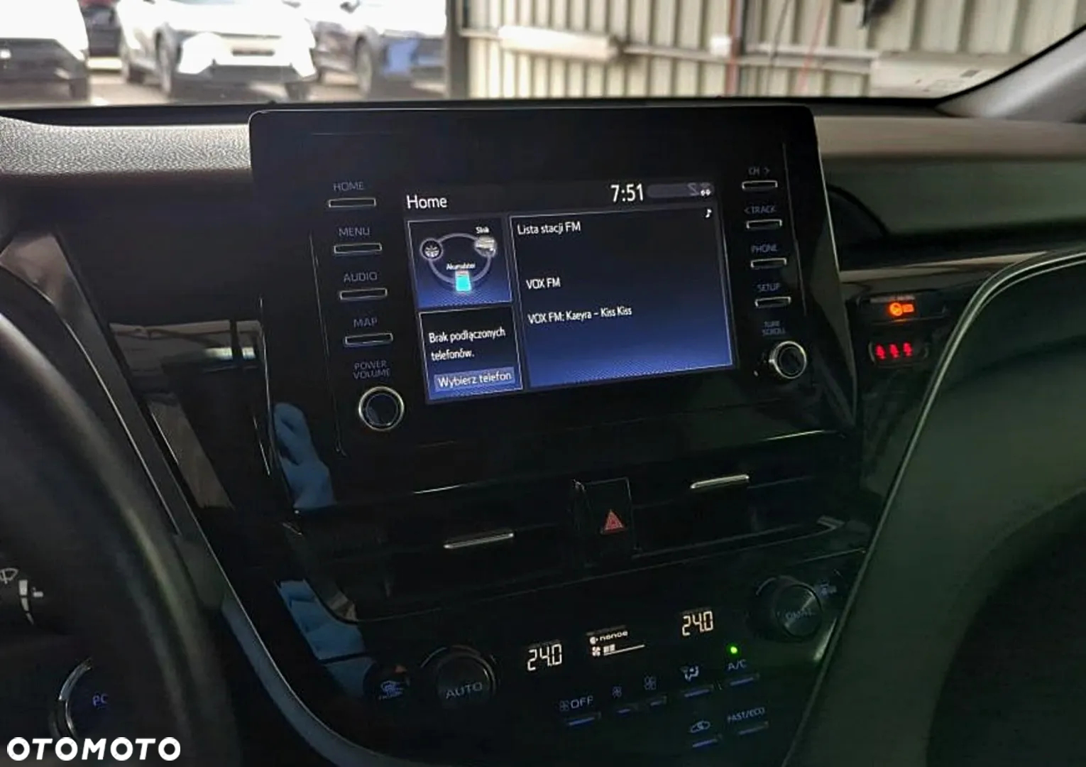 Toyota Camry 2.5 Hybrid Comfort CVT - 9