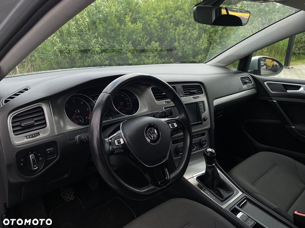 Volkswagen Golf 1.6 TDI BlueMotion Technology Comfortline - 9