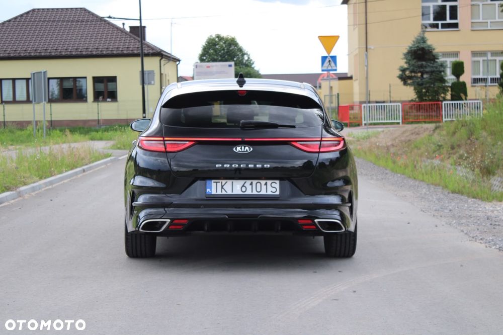Kia ProCeed - 6