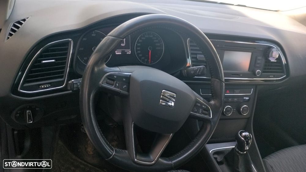 SEAT Leon 1.6 TDI DPF Ecomotive Style - 4