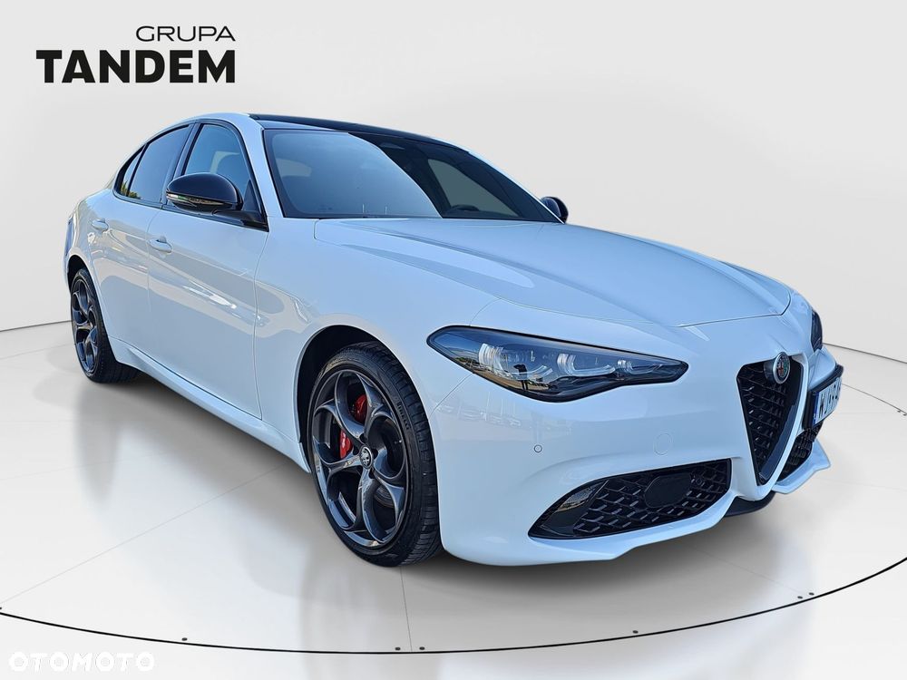 Alfa Romeo Giulia - 4
