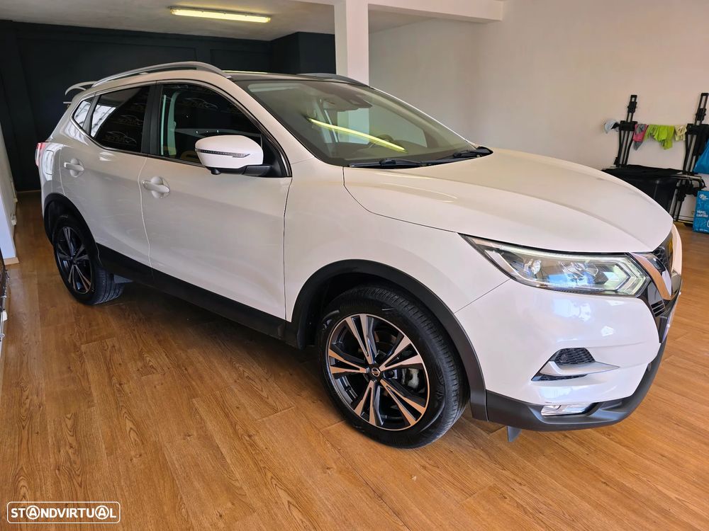 Nissan Qashqai 1.5 dCi N-Connecta Led - 19