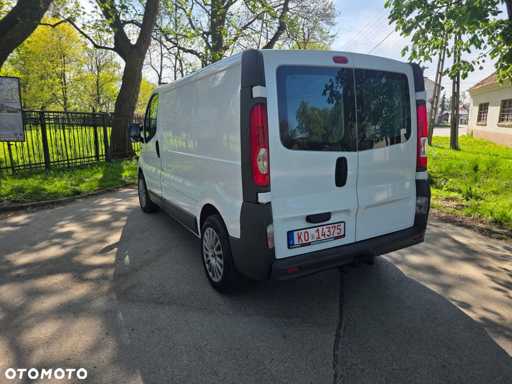 Opel Vivaro - 6