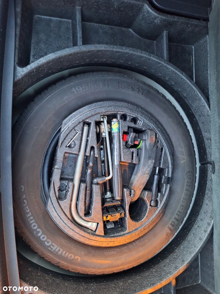 Volkswagen Golf Plus 1.6 Comfortline - 34