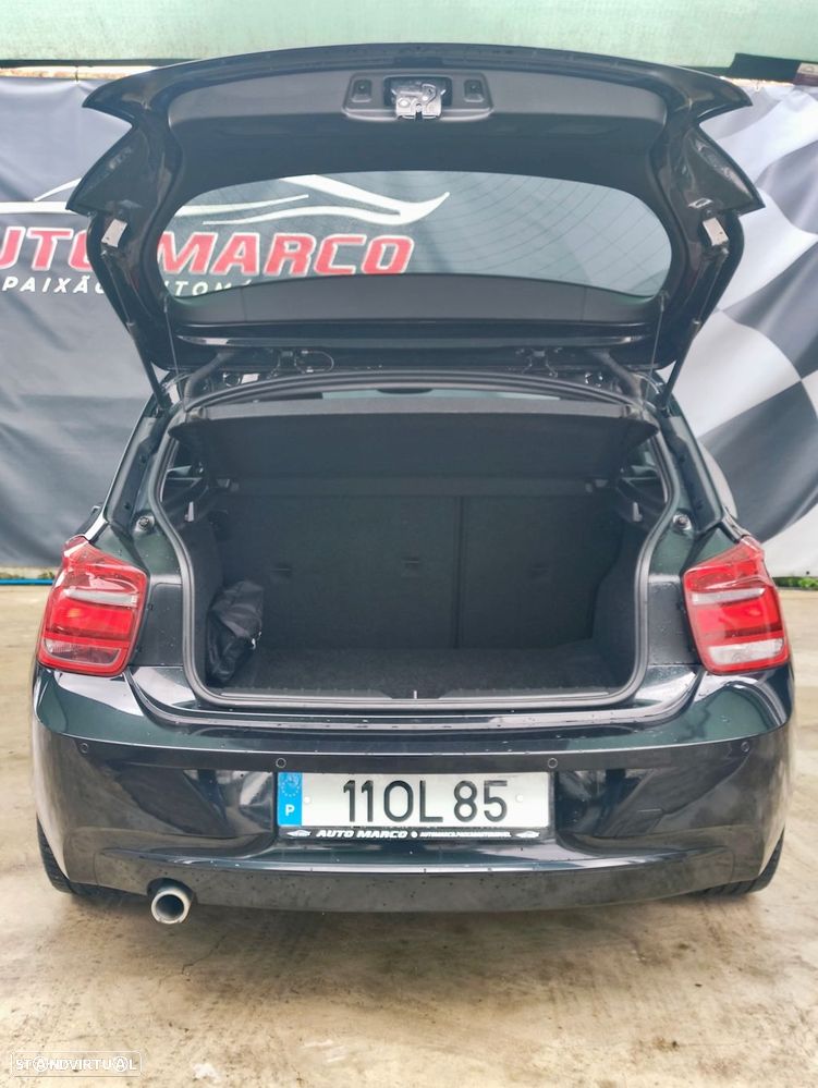 BMW 118 dA Line Sport - 23