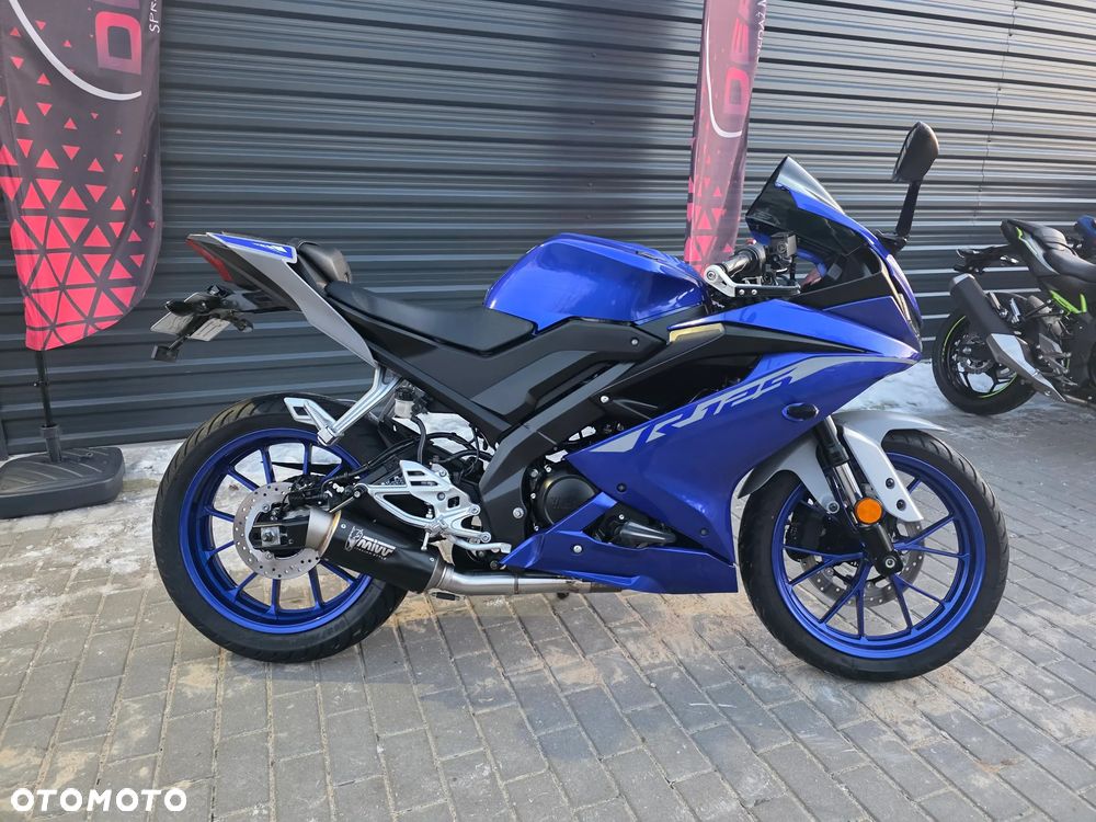 Yamaha YZF - 2