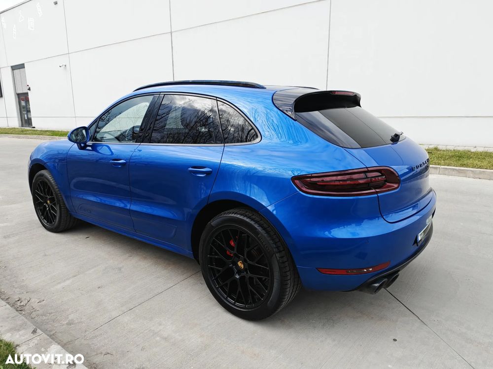 Porsche Macan - 3