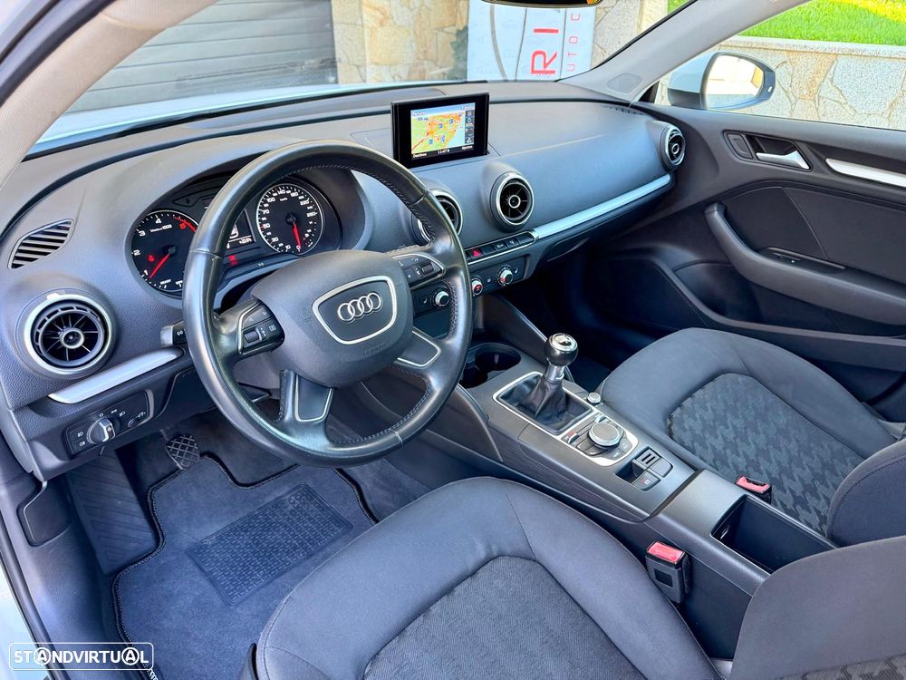 Audi A3 Sportback 1.6 TDI (clean diesel) S line Sport Pack - 10