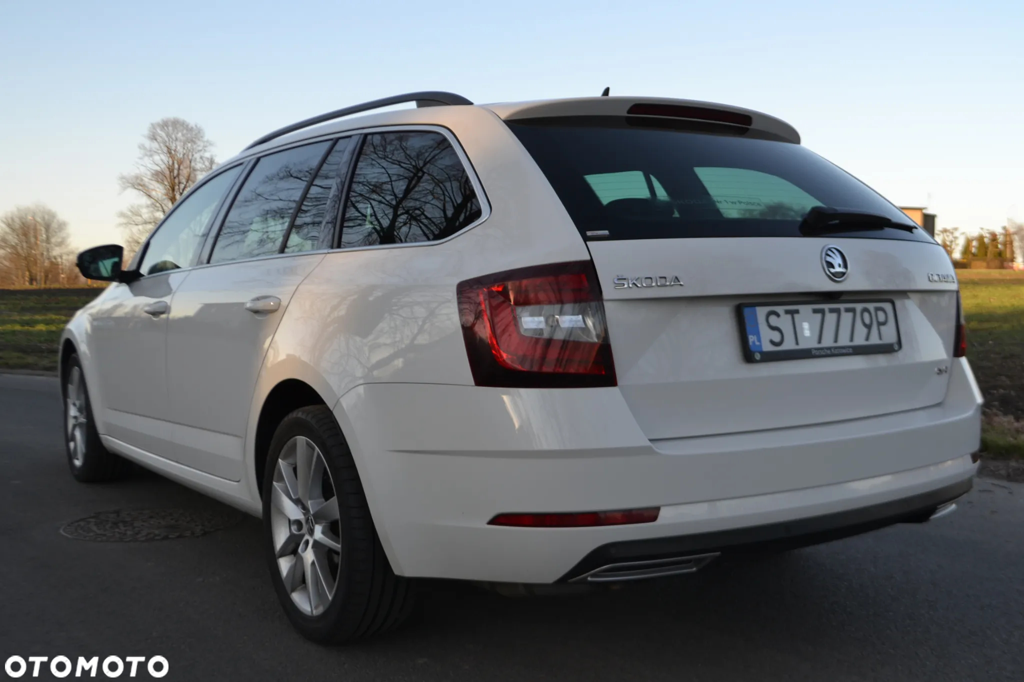 Skoda Octavia 2.0 TDI 4x4 Style DSG - 4
