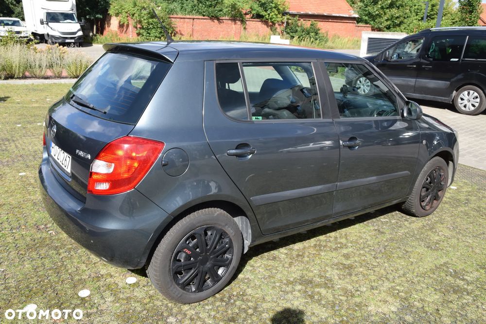 Skoda Fabia 1.4 16V Ambition - 10