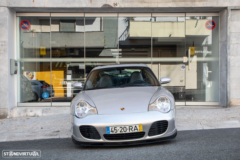 Porsche 911 (996) Turbo - 2