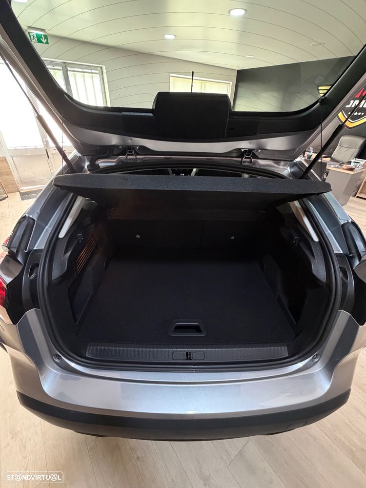 Citroën C4 PureTech 130 Stop&Start SHINE - 17