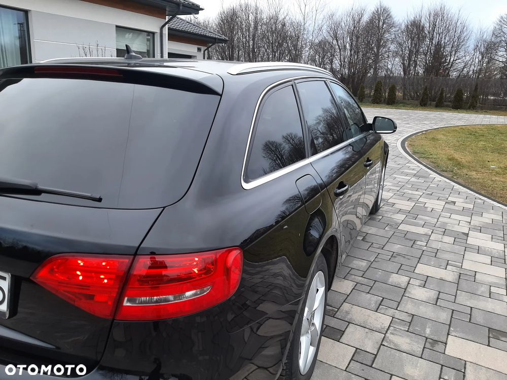Audi A4 Avant - 13