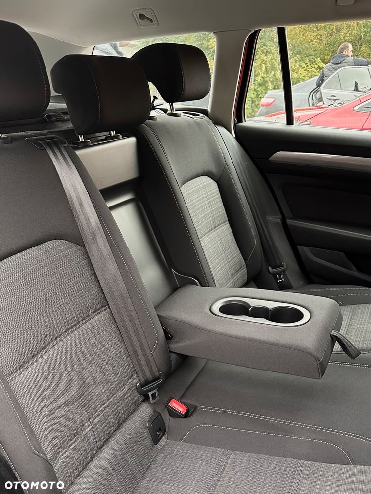 Volkswagen Passat 2.0 TDI SCR Business DSG - 15