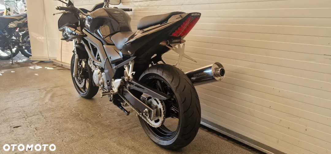 Suzuki SV - 9