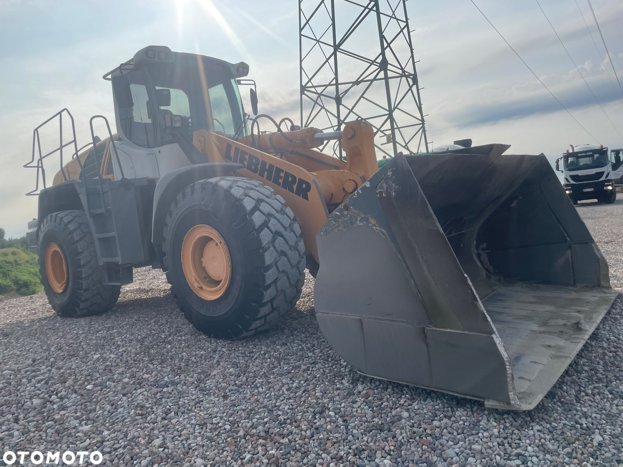 Liebherr 580 2plus2 - 3