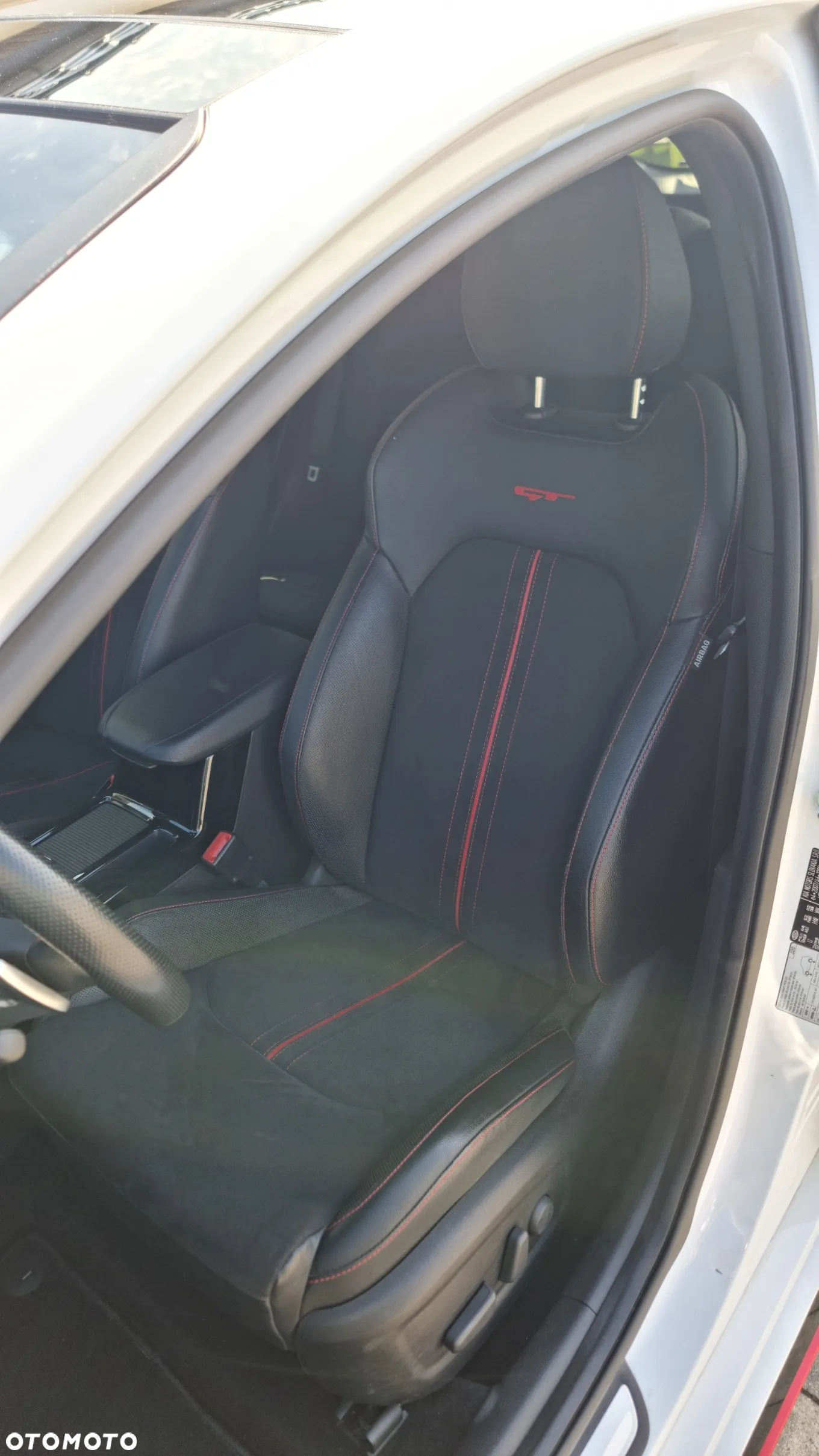 Kia ProCeed 1.6 T-GDI GT DCT - 10
