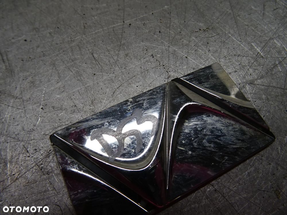 CITROEN DS3 LIFT HB 3D 1.6HDI ZNACZEK EMBLEMAT - 3