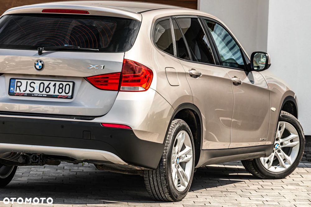 BMW X1 sDrive18d - 18