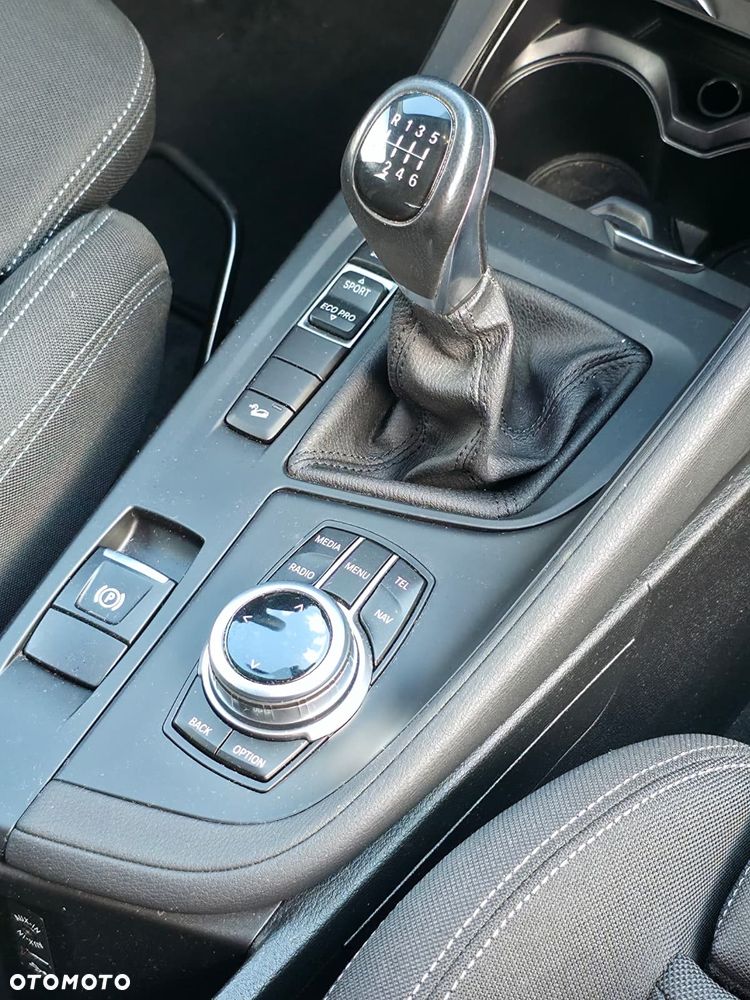 BMW X1 xDrive20d - 13