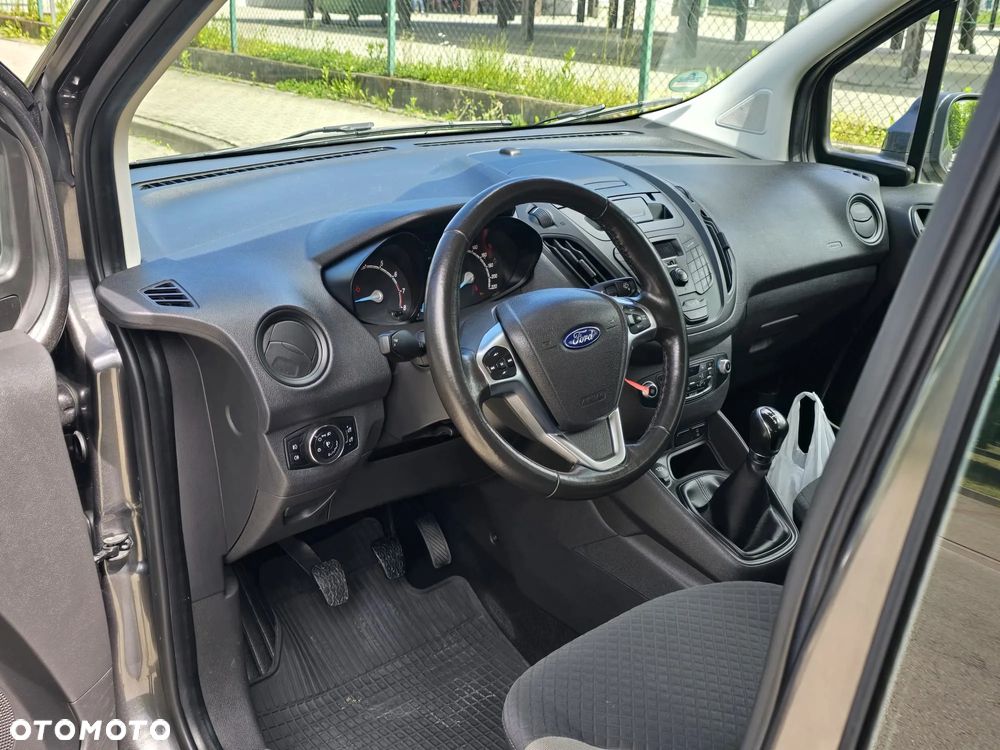 Ford Tourneo Courier 1.0 EcoBoost S&S Ambiente - 8