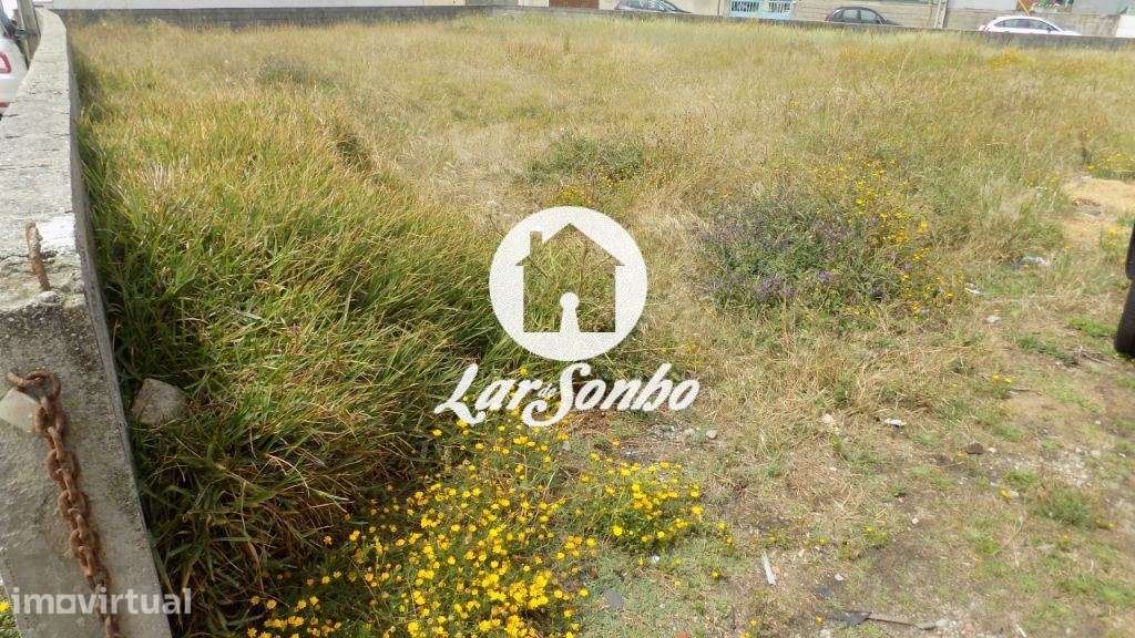 Terreno p/ construção de moradia c/ 301m2 na 1ª Linha de mar na Pov... - Grande imagem: 2/4