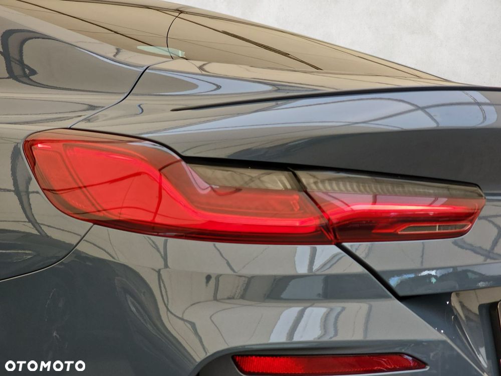BMW Seria 8 - 27