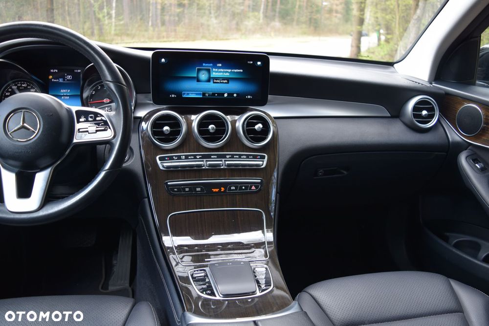 Mercedes-Benz GLC - 26