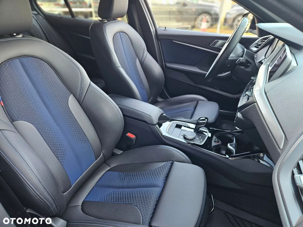 BMW Seria 1 118i M Sport - 26