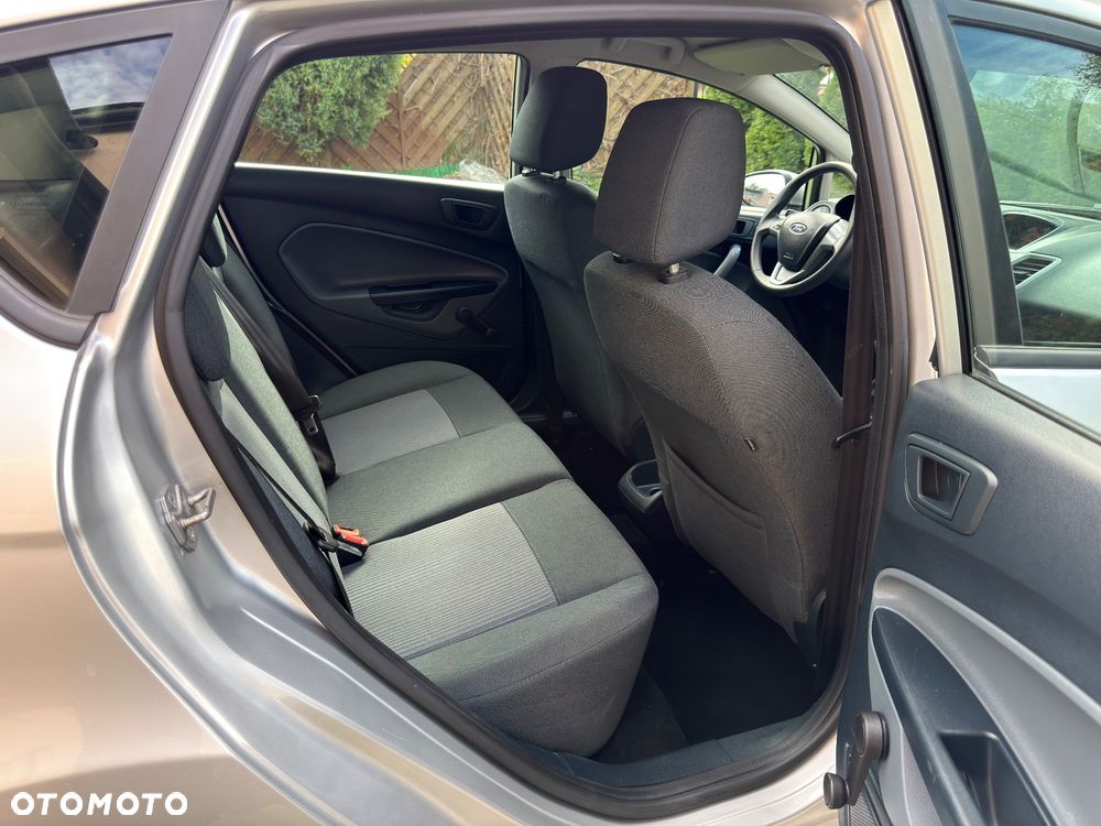 Ford Fiesta - 27