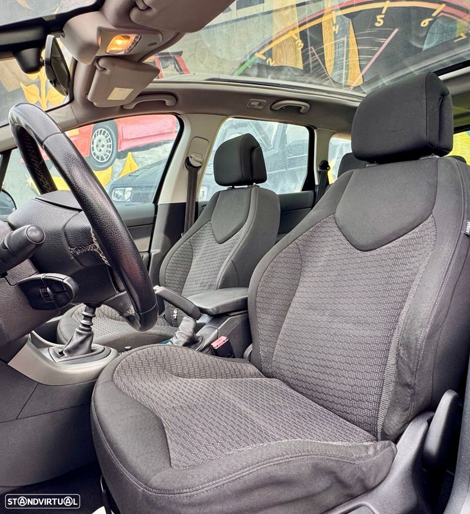 Peugeot 308 SW 1.6 HDi Executive CVM6 - 7