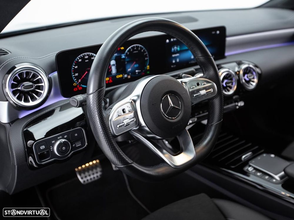 Mercedes-Benz CLA 250 e Shooting Brake AMG Line - 27